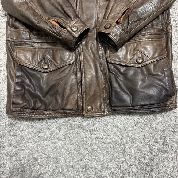 Vintage Members Only Leather Jacket. - Picture 6 of 16
